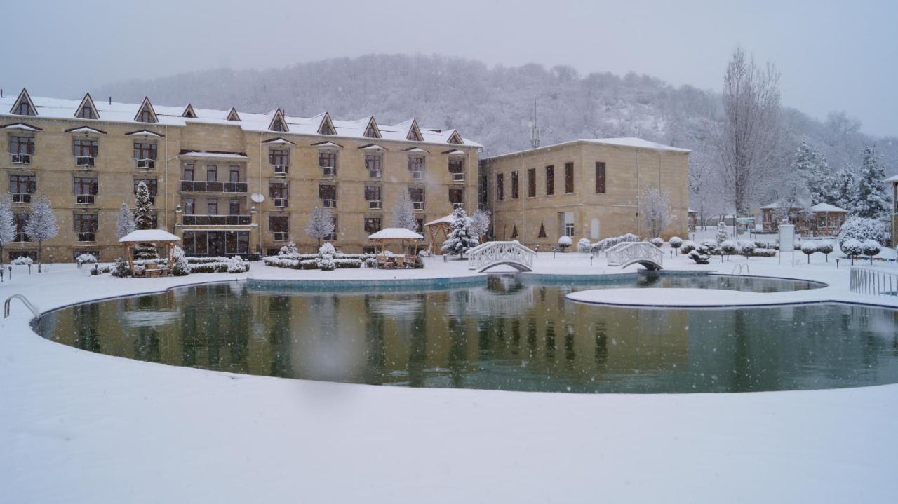 Gabala Yeddi Gozel Hotel Exteriör bild