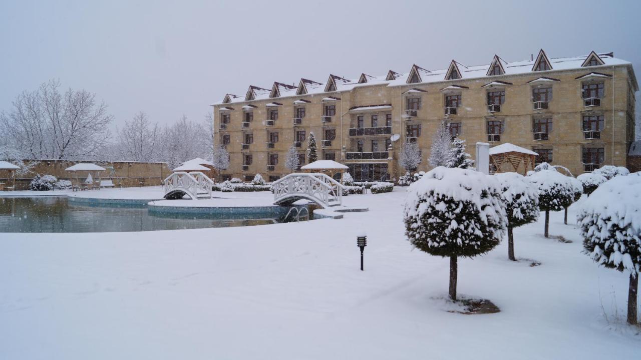 Gabala Yeddi Gozel Hotel Exteriör bild