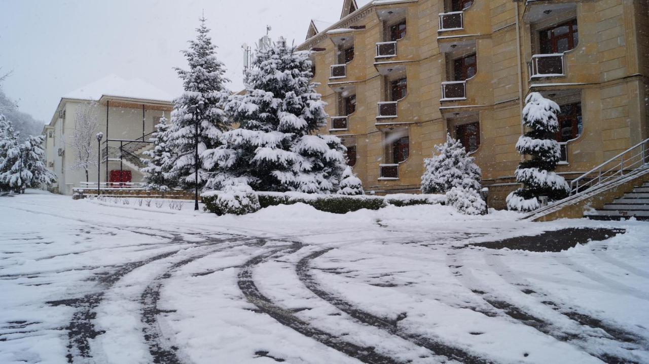 Gabala Yeddi Gozel Hotel Exteriör bild