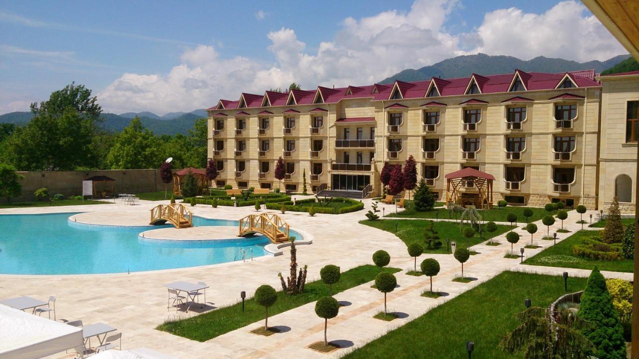 Gabala Yeddi Gozel Hotel Exteriör bild