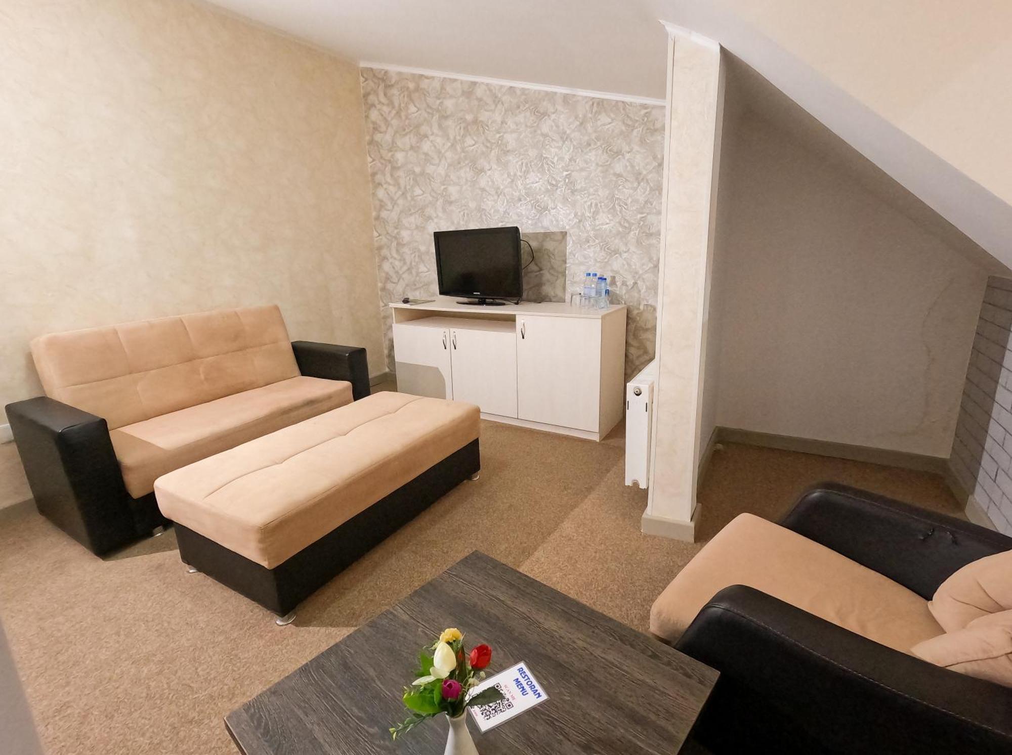 Gabala Yeddi Gozel Hotel Exteriör bild