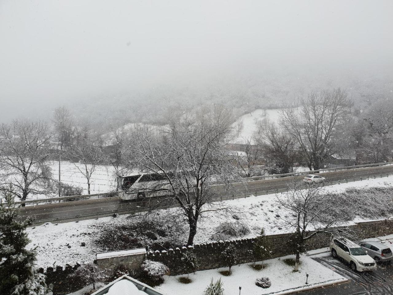 Gabala Yeddi Gozel Hotel Exteriör bild