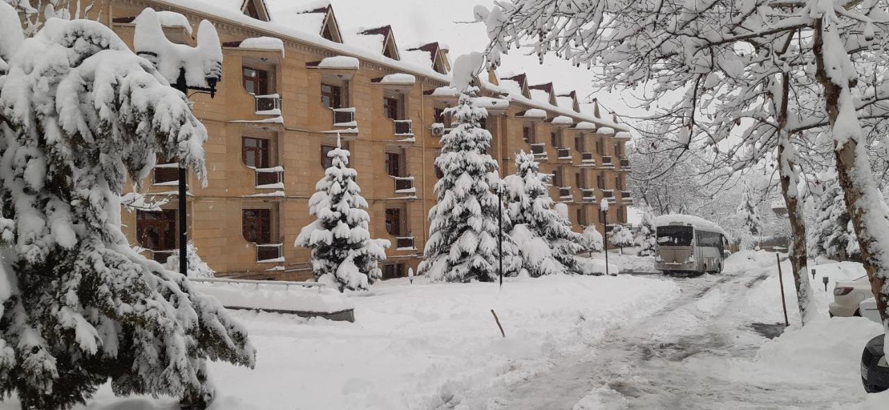 Gabala Yeddi Gozel Hotel Exteriör bild